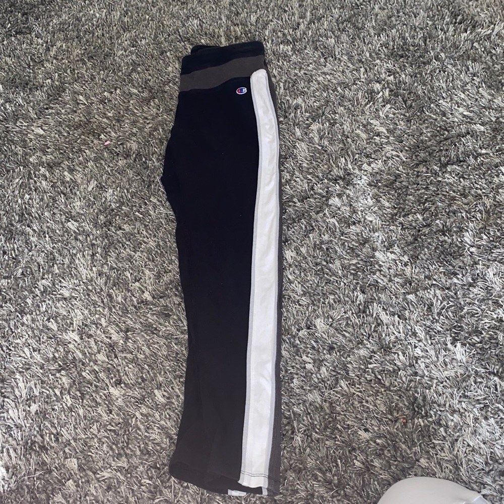 Champion workout leggings with front pocket